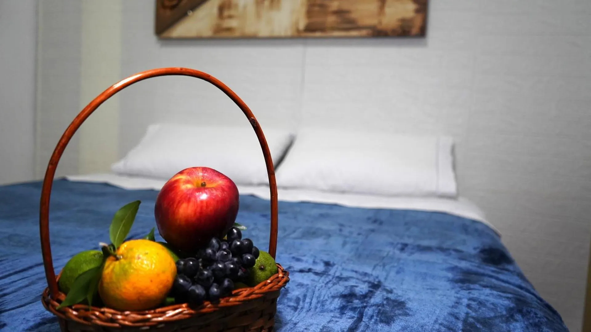 Casa Antiga, Linda Otima Localizacao Prox Ao Shopping Villa Porto Alegre 0*,