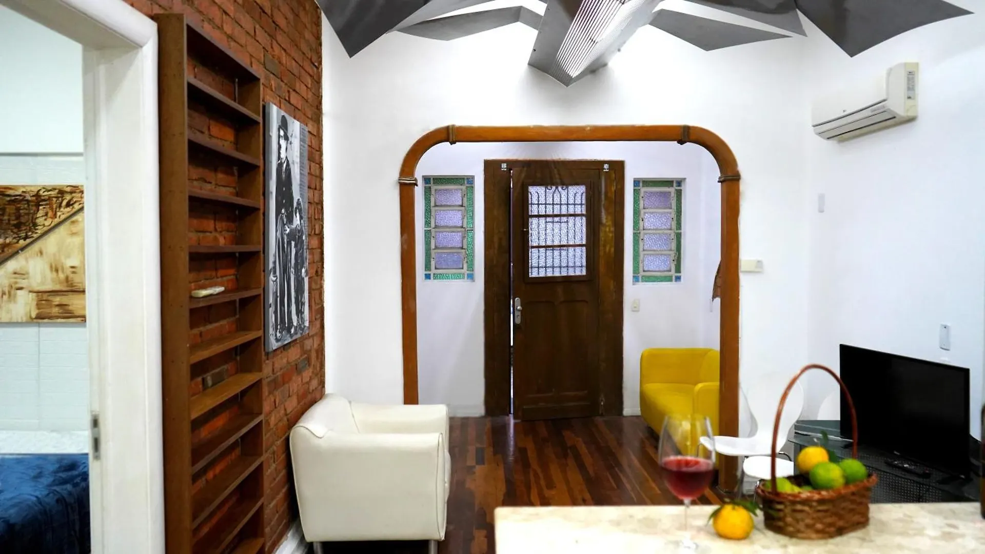 Casa Antiga, Linda Otima Localizacao Prox Ao Shopping Villa Porto Alegre Brazil
